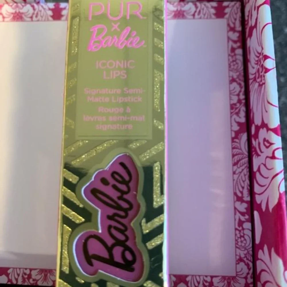 Pur x Barbie Trailblazer